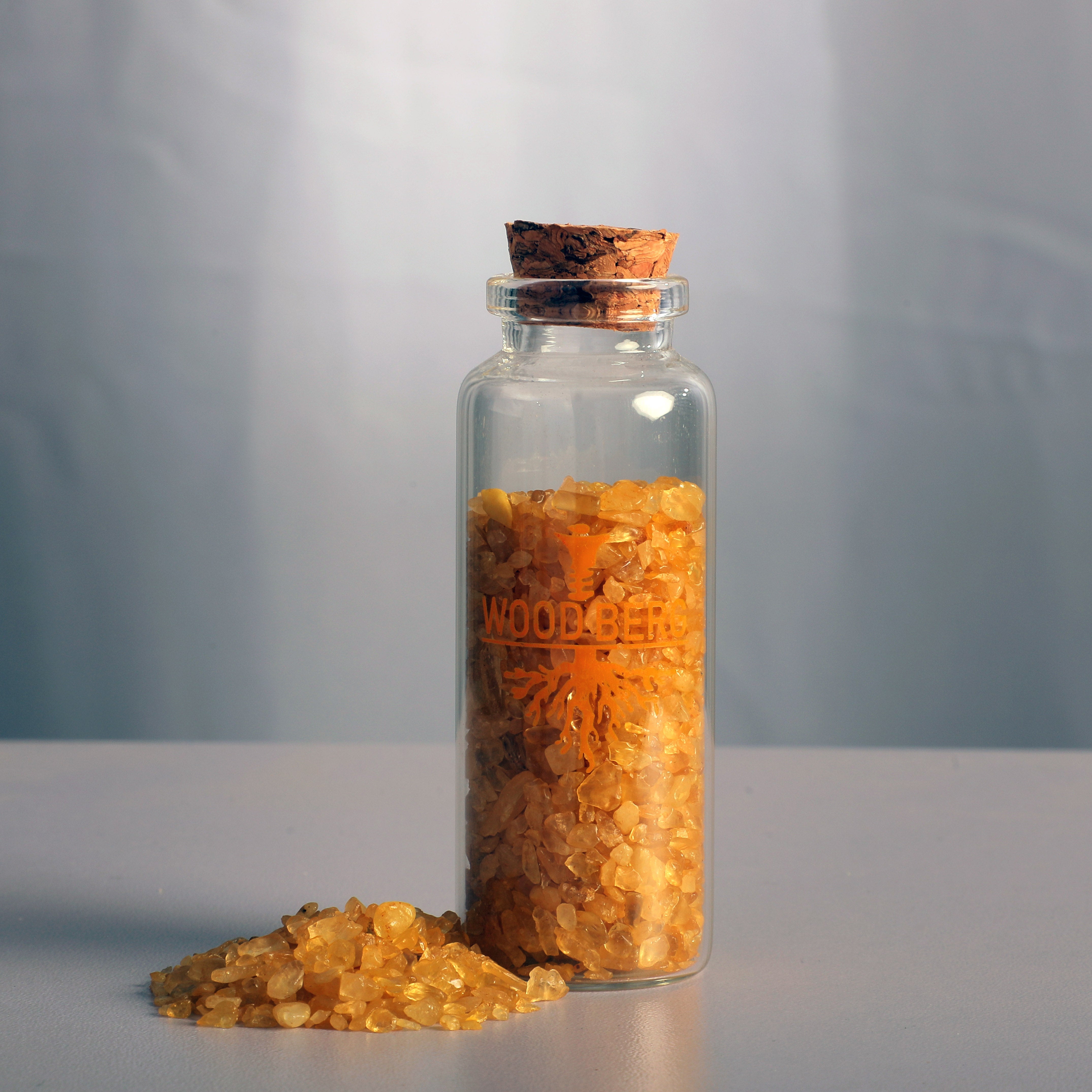 Woodberg - احجار كريستال جيود طبيعية لون اصفر ذهبي