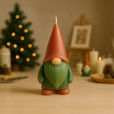 قزم الميلاد مصنوع من الشمع